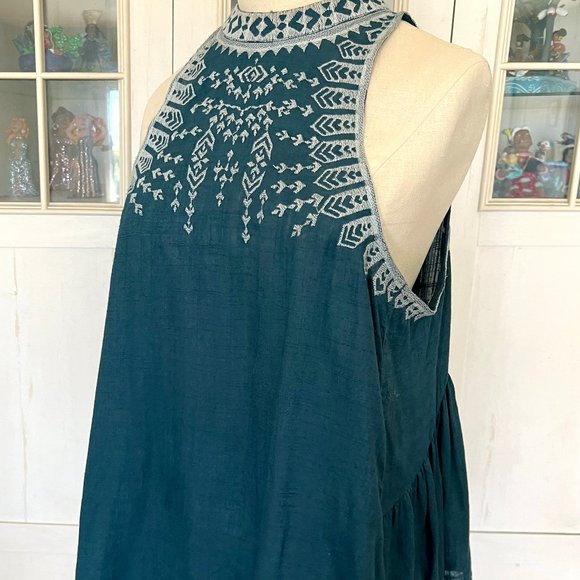 Ecote Anthropologie Embroidered Top Large - Picture 3 of 7